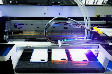UV-Druck auf 3d-Teilen Smartphonehüllen